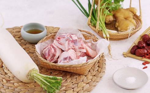 羊肉白蘿卜湯食材